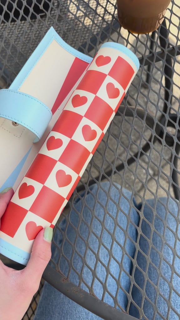 model showcasing games