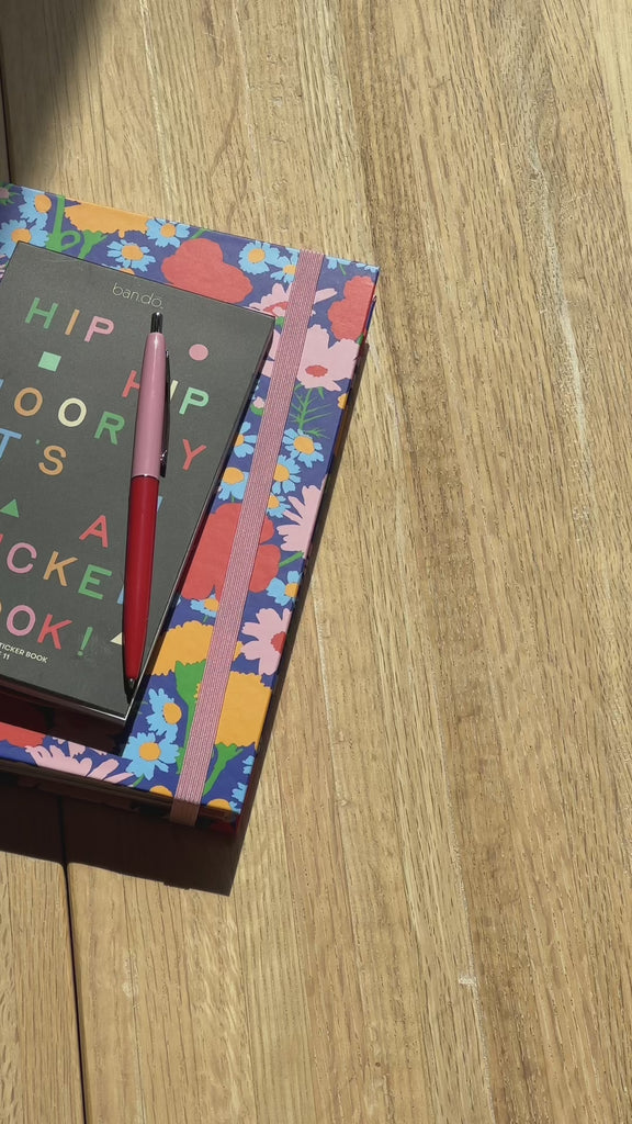 'hey u i'm glad u exist' with coffee in a mug